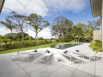 4 Bedroom Villa