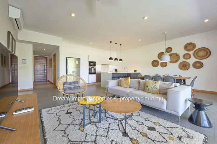  Elegant Furnished 3-Bedroom Apartment With Hotel Access In Grand Gaube - Mauritius