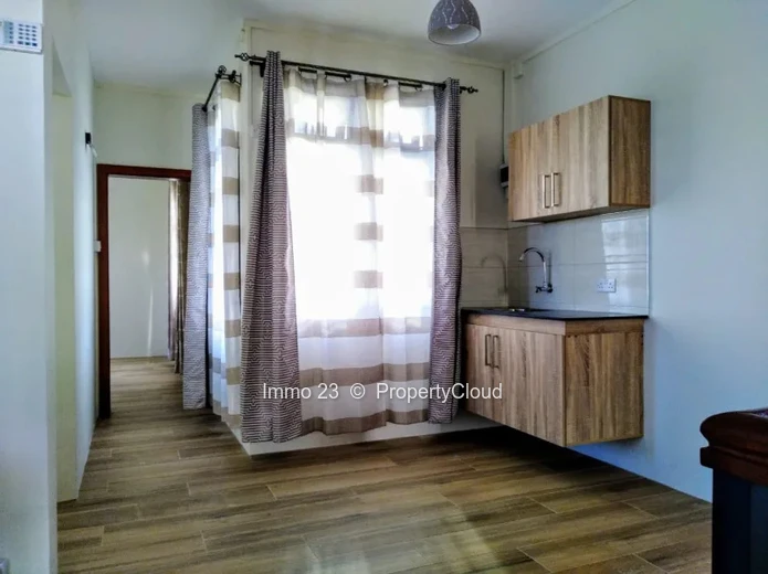 Maison / Villa - 5 chambres - Eb00e8ne - Ref. MA45488LO