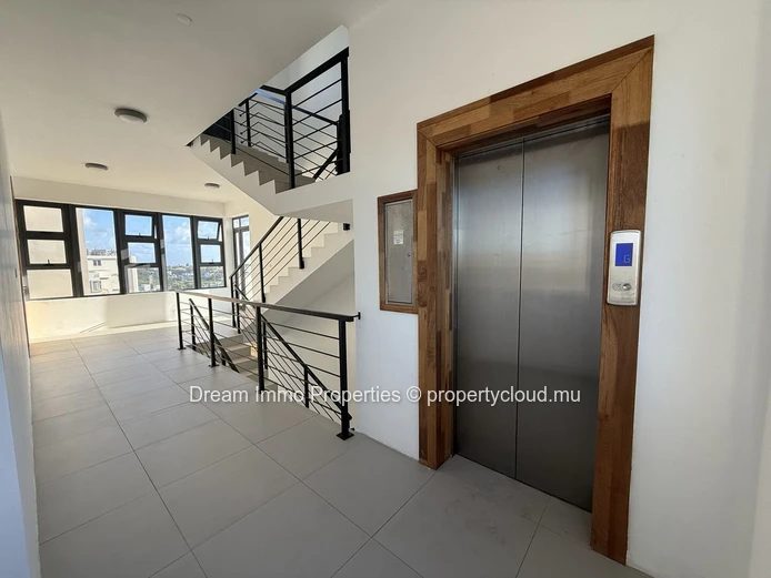Appartement moderne de 2 chambres proche mer cœur de Grand Baie – Ile Maurice