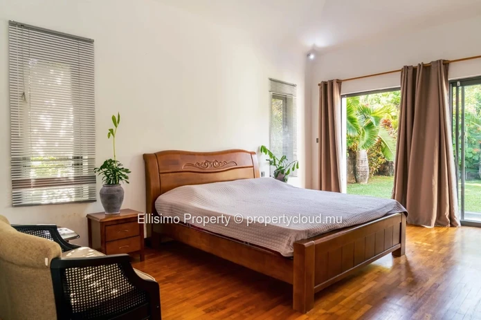 Beautiful 4-Bedroom Villa for Rent
