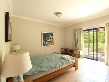 5 Bedroom Villa