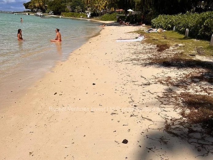 Appartement élégant de 2 chambres + bureau à seulement 200 m de la plage – Pereybere