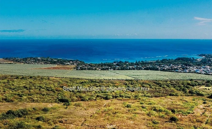 Terrain Dans Un Nouveau Morcellement Avec Vue Sur La Mer