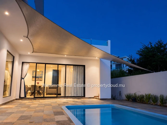 LA GAULETTE - New and modern 3-bedroom villa with swimming pool