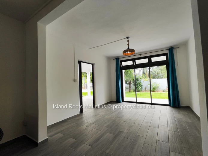 Appartement non meublé à louer à Grand Gaube.