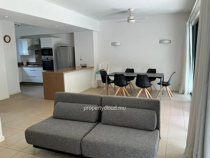 Local Market. Azuri Smart City Roches Noires - 3 Bedroom Duplex With Rooftop And Sea View