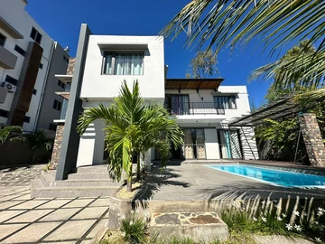4 Bedroom Villa