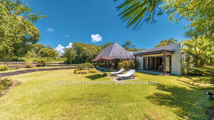 Luxury IRS Four Seasons Villa Suite with Private Pool, Golf & Ocean Views