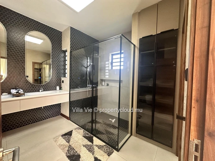 Grand Baie – Modern Family Villa with 2 to 4 Bedrooms and Private Pool