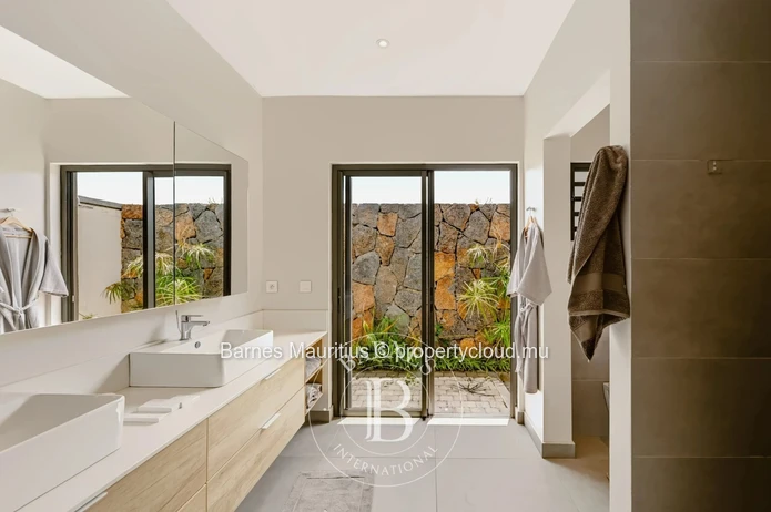 GRAND BAIE - Villa haut de gamme - 4 chambres