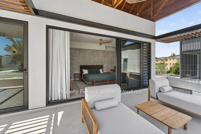 Exclusive Beachfront Villas - For Sale - Black River