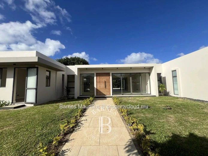 ANAHITA GOLF RESORT – Villa contemporaine neuve - 4 chambres