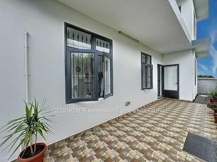 Appartement neuf situé au rez-de-chaussée à 6 min à pieds de Grand Baie La Croisette (Mandat exclusif)