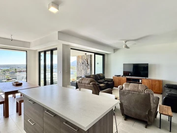 3 Bedroom Townhouse, Duplex