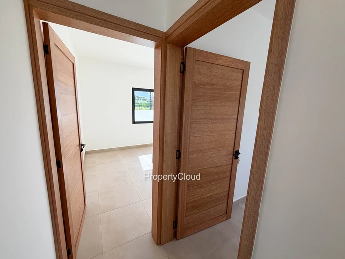 À Vendre | Villa Neuve De 3 Chambres Avec Piscine Privée À Grand-Baie | Rs 11 M, Négociable
