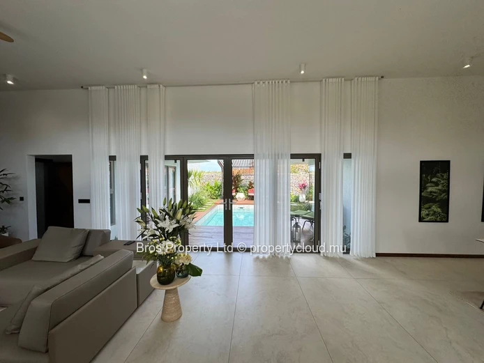 Villas de Luxe Haut de Gamme à Vendre – Pointe aux Piments 