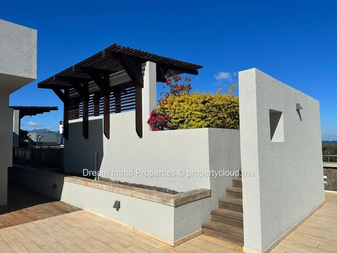 Penthouse Moderne D'exception Avec Vue Mer A Balaclava – Ile Maurice