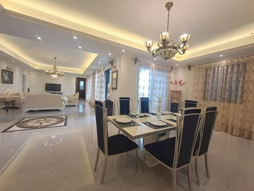 4 Bedroom Apartment