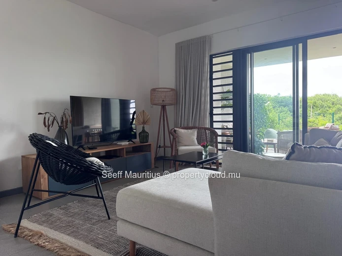 Appartement d'exception en rez-de-chaussée – Élégance, sérénité et art de vivre côtier 