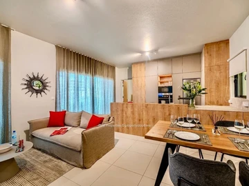 2 Bedroom Apartment