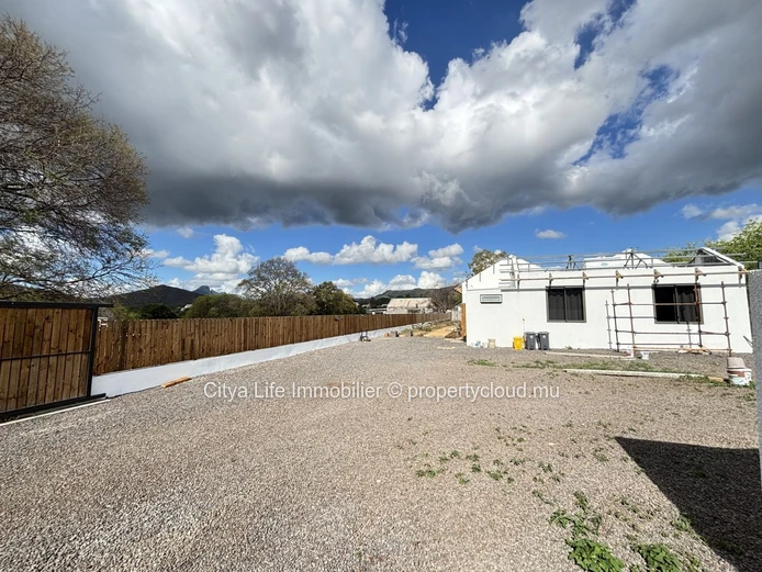 House for Sale Black River