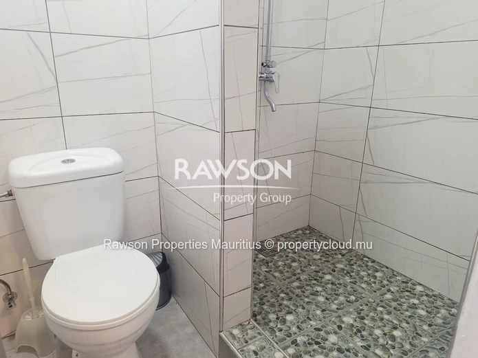 Maison 3 chambres à louer à Albion – Rs 40 000 par mois