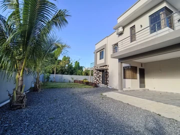 5 Bedroom Villa