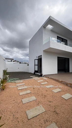 Beautiful unfurnished house 