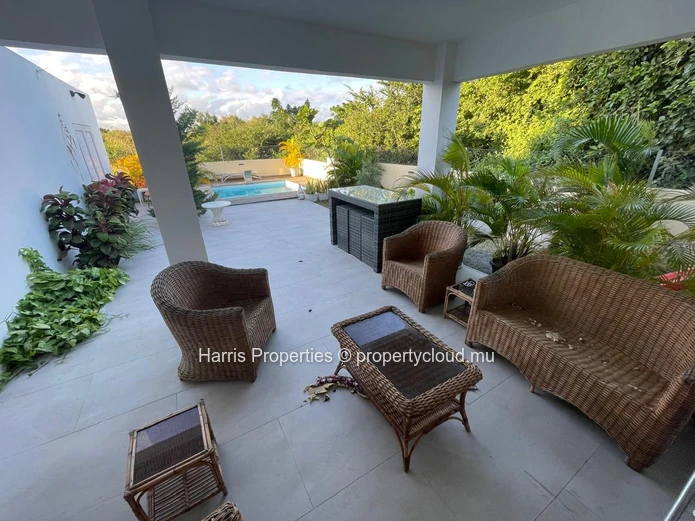 Belle et grande villa indépendante disponible à la vente à Cap Malheureux