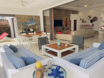 4 Bedroom Villa