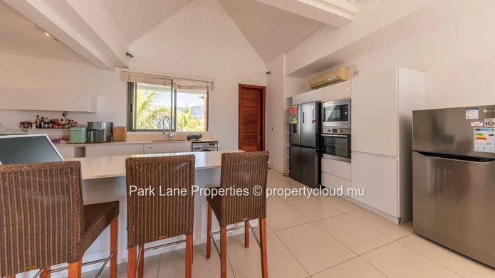 Penthouse RES sur la marina!