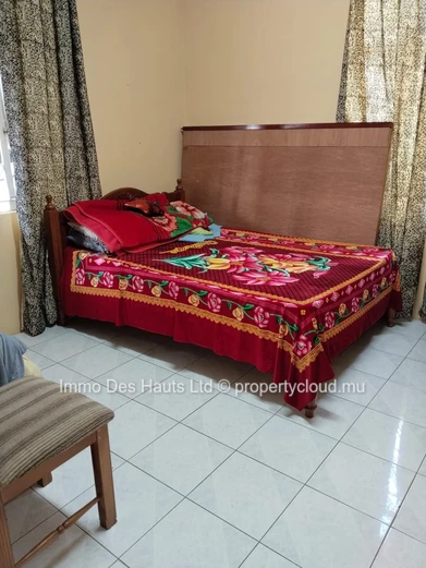 Maison de 4 chambres semi meublé en vente Rose Hill 