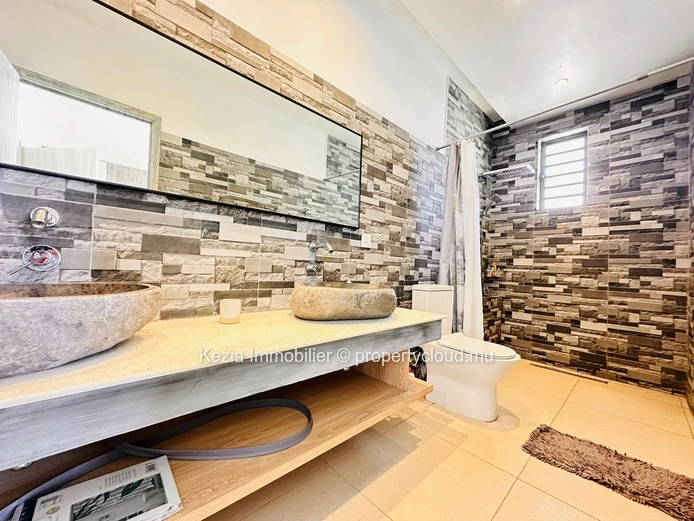 Modern And Comfortable Duplex