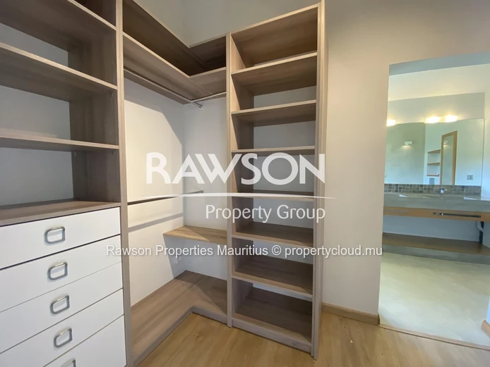 4 Bedroom Villa | Secure Residence | Mountain View | Piton