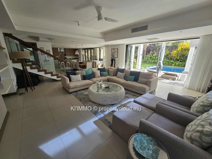 Grand Baie Villa Dolce Vita – Private Beach Access (Accessible to Non-Citizens)
