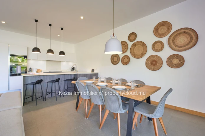 Contemporary Apartment With Large Terrace And Private Garden