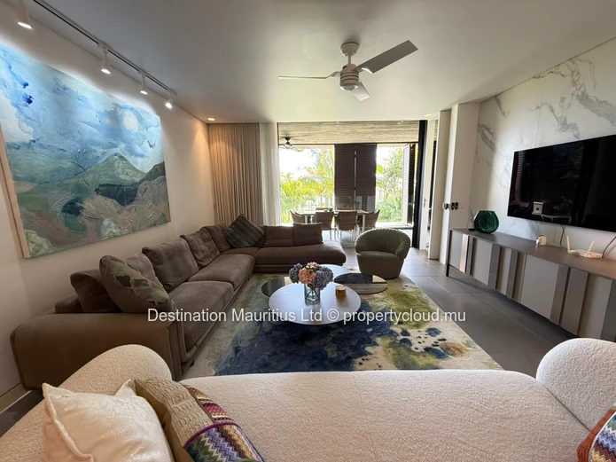 Ultra Premium Beachfront Sanctuary