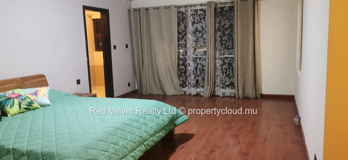 Penthouse de luxe de 4 chambres à louer à Sodnac, Quatre Bornes