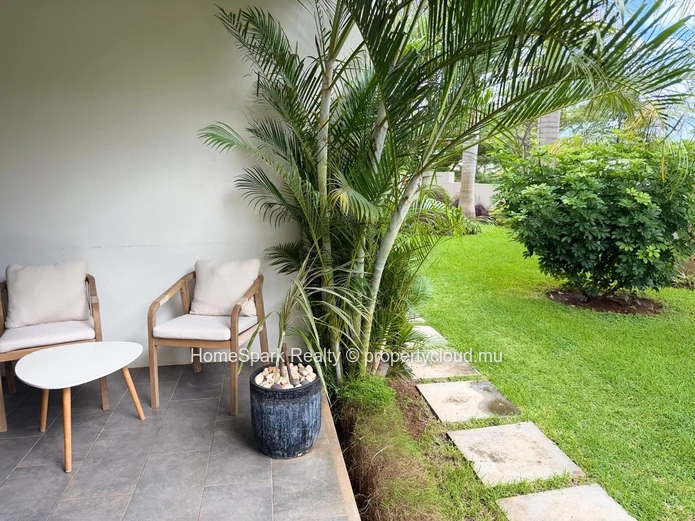 For Rent – Modern Ground Floor Apartment in Flic en Flac