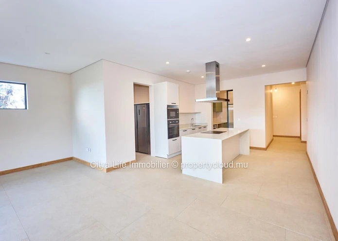 Appartement 4 chambres avec piscine à vendre à Belle Vue Harel
