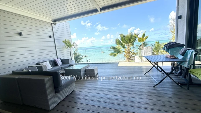 Vivez un Luxe Front de Mer Inégalé à Roches Noires