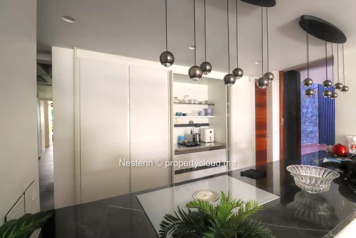 Beachfront Appartment: Luxury Coastal Living in Péreybère