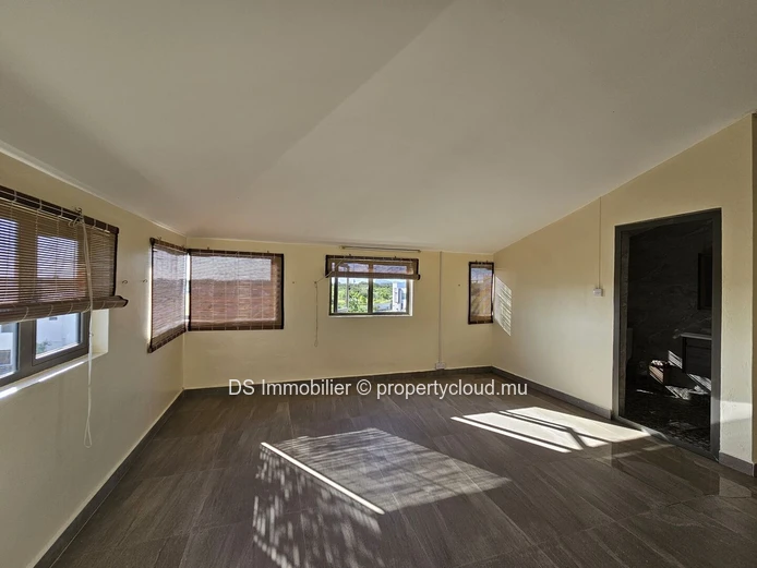 Townhouse/Duplex for rent in Péreybère 