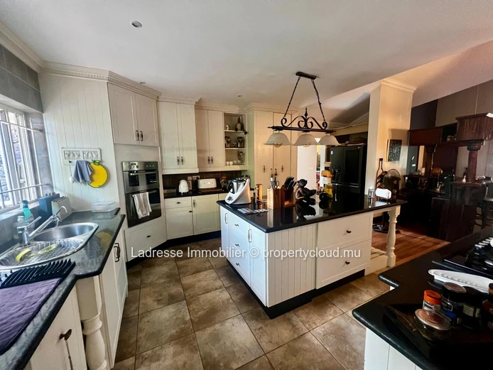 Beautiful house for sale at Hillside, Belle Vue.
