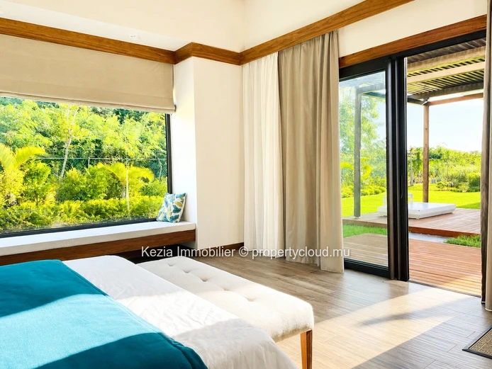 Contemporary Single-Story Villas With A Balinese Spirit