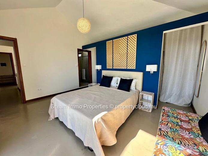 Élégante villa de 4 chambres à louer avec piscine privée et vue mer à Flic en Flac - Ile Maurice