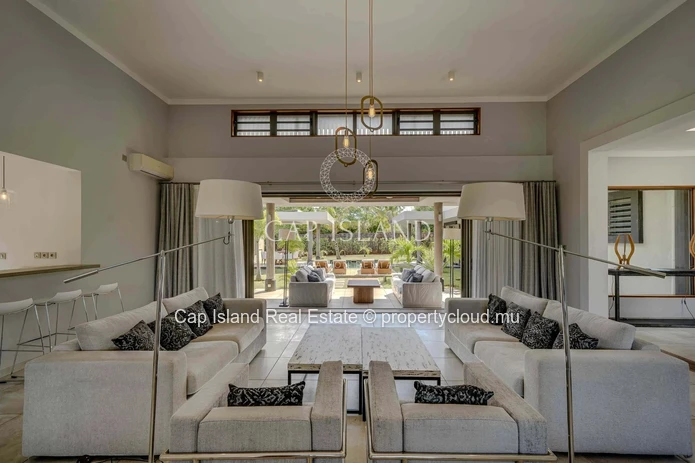 Villa 4 chambres plein pied et son jardin tropical