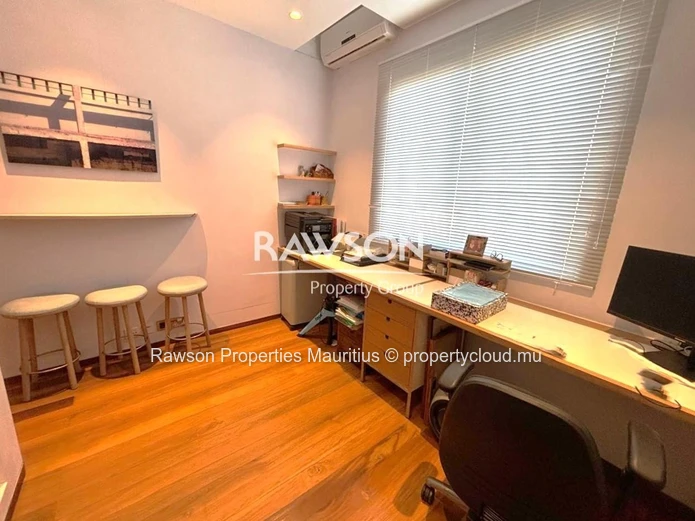 Penthouse Magnifique À Vendre Sur La Plage