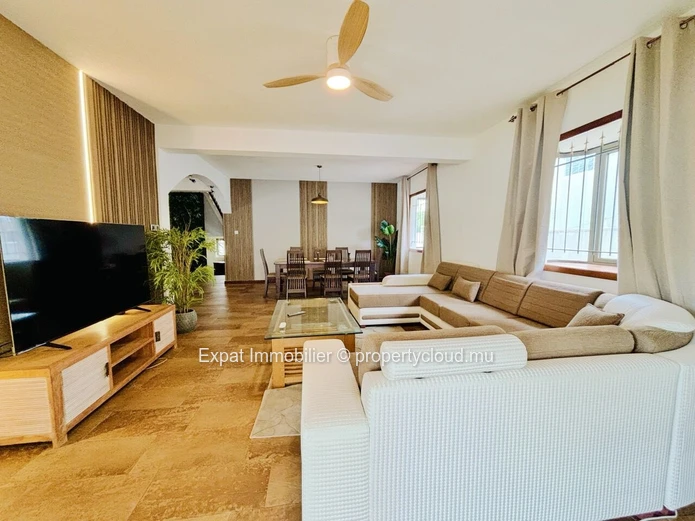 4-Bedroom Family Villa In A Secure Residence – Balaclava
